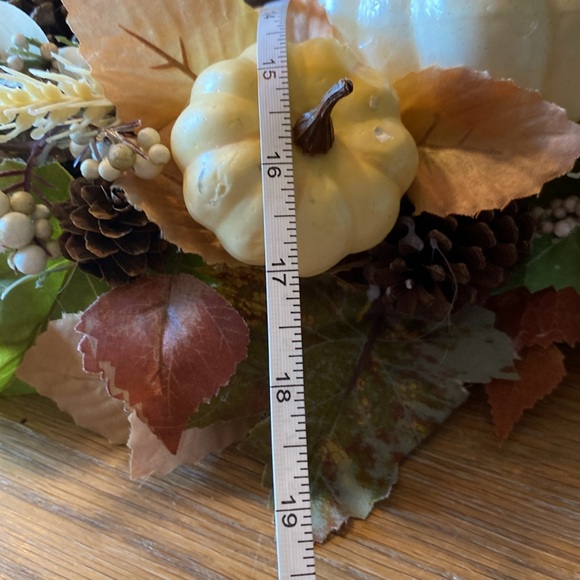 Beautiful Fall Wreath - Picture 9 of 9